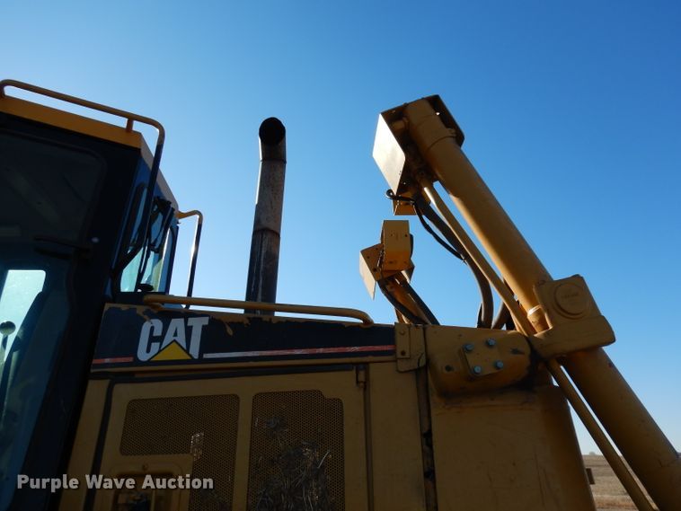 image for item DE2580 2001 Caterpillar D6R XL  dozer