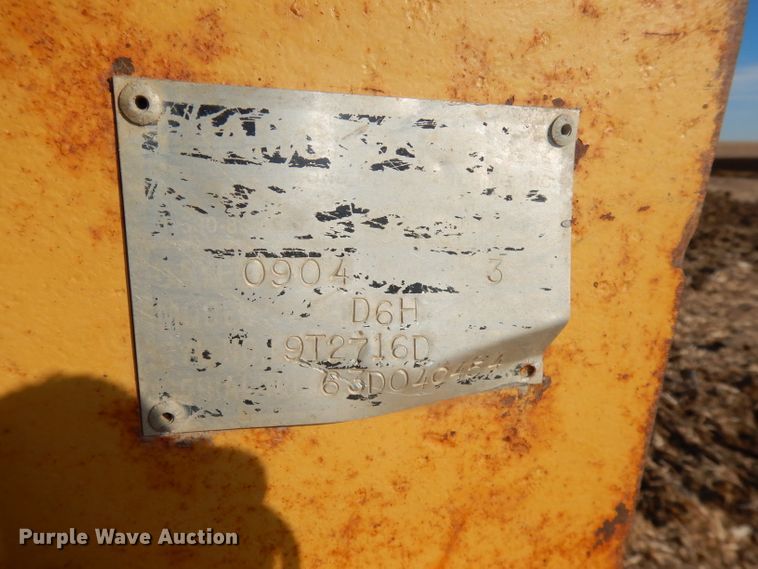 image for item DE2580 2001 Caterpillar D6R XL  dozer