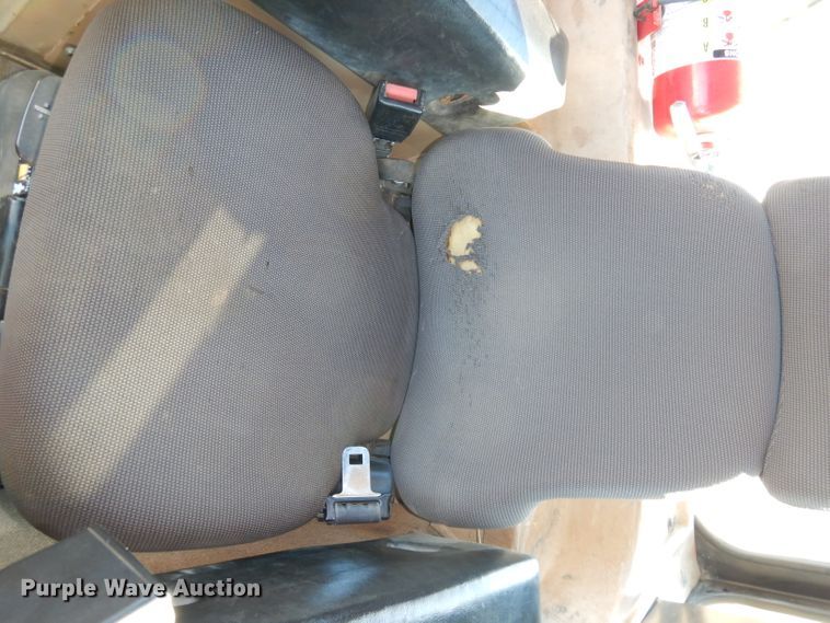 image for item DE2580 2001 Caterpillar D6R XL  dozer