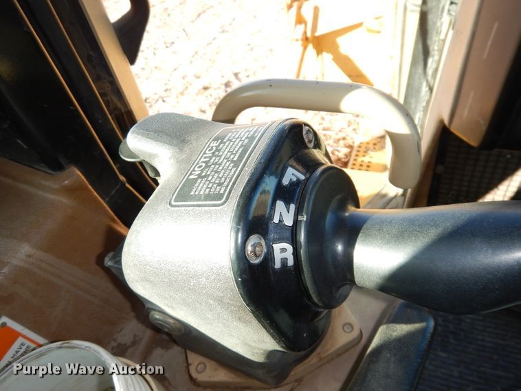 image for item DE2580 2001 Caterpillar D6R XL  dozer