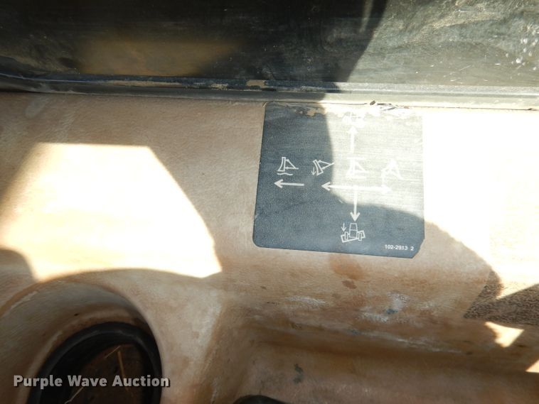 image for item DE2580 2001 Caterpillar D6R XL  dozer