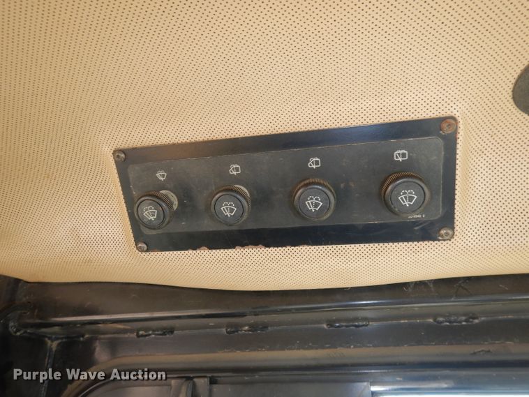 image for item DE2580 2001 Caterpillar D6R XL  dozer