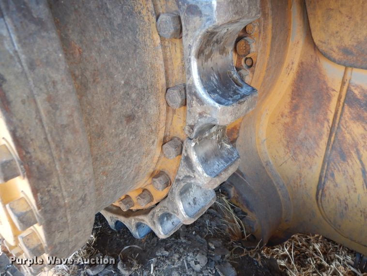 image for item DE2580 2001 Caterpillar D6R XL  dozer