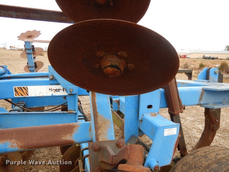 image for item DI8160 DMI Tiger 7  disk ripper