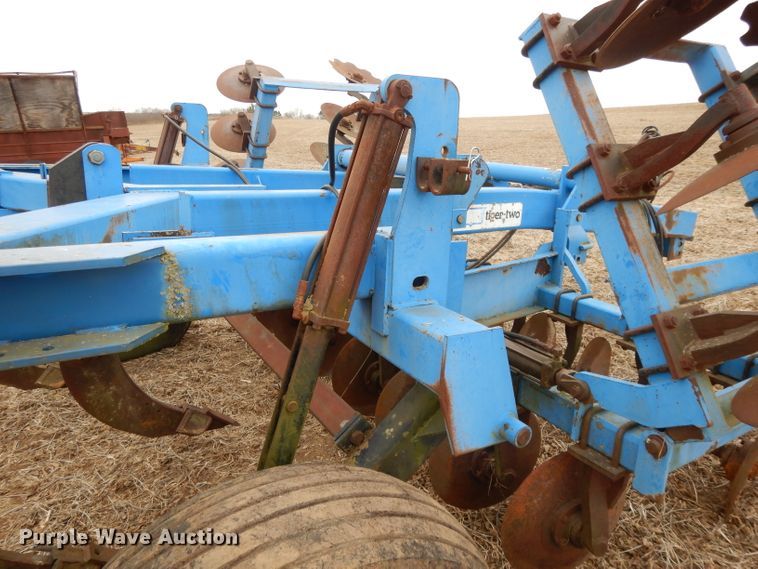 image for item DI8160 DMI Tiger 7  disk ripper