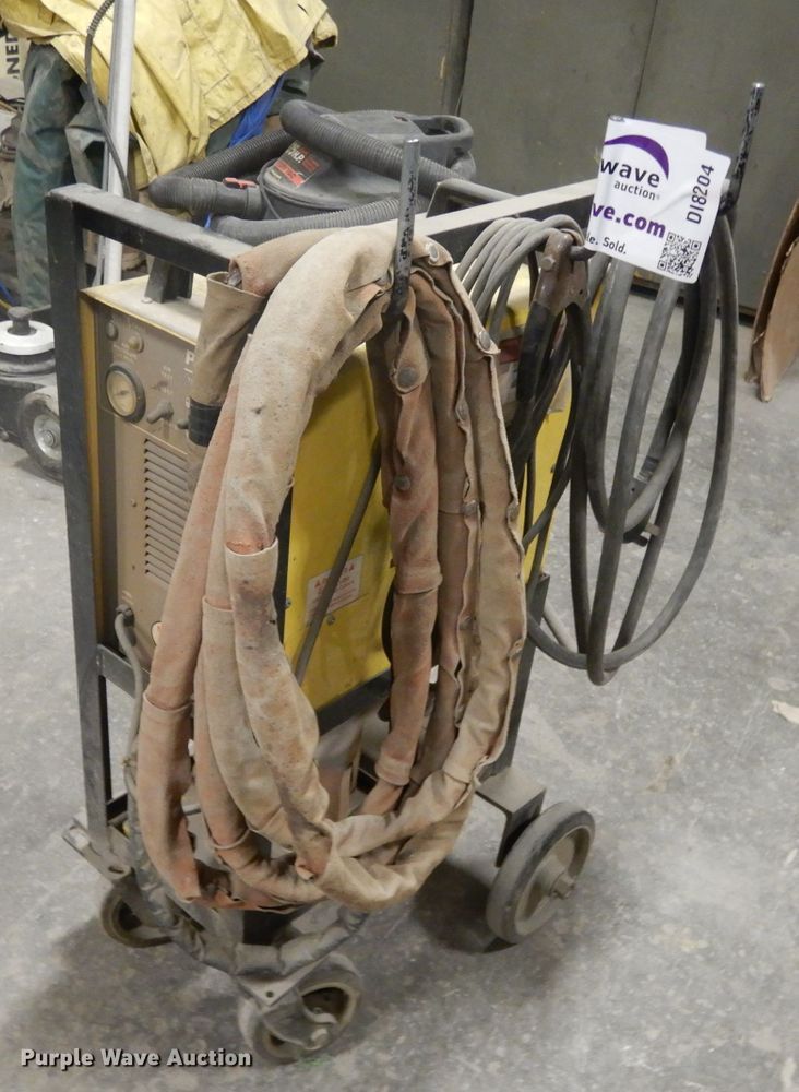 image for item DI8204 Esab PCM-1125 plasma cutter