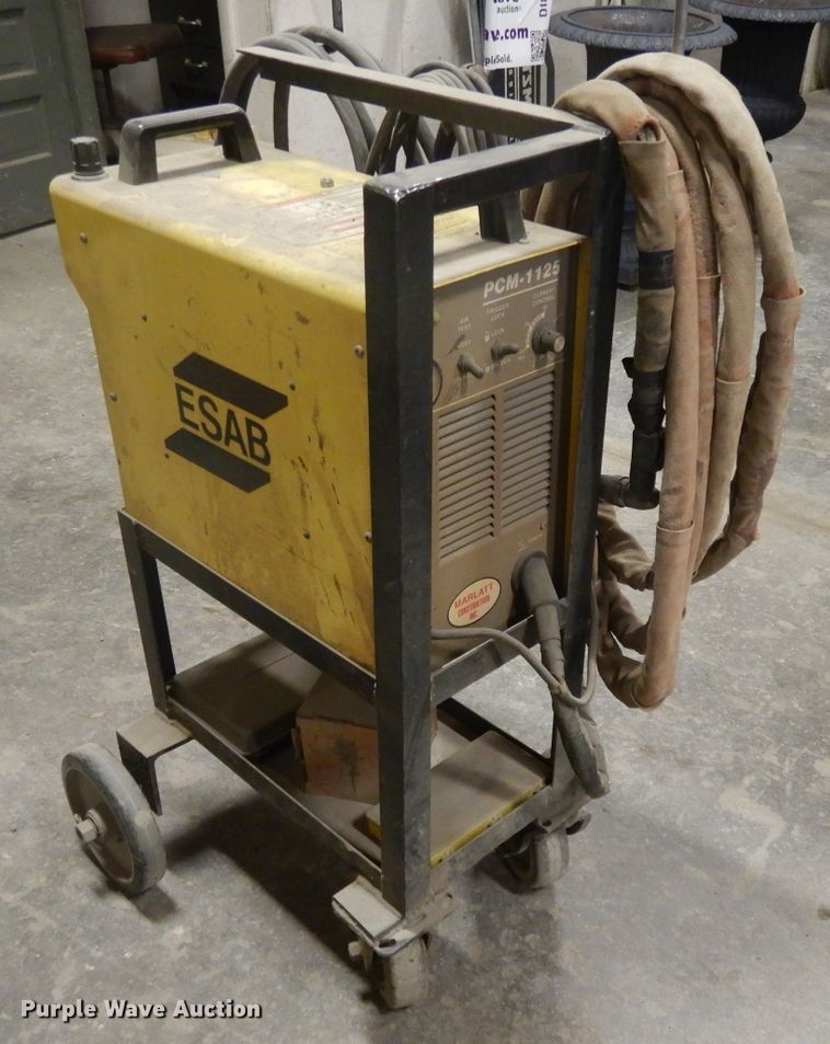 image for item DI8204 Esab PCM-1125 plasma cutter