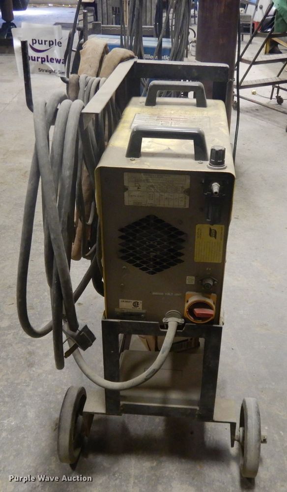 image for item DI8204 Esab PCM-1125 plasma cutter