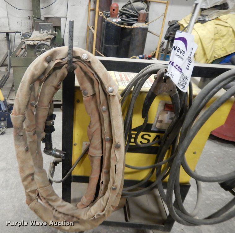 image for item DI8204 Esab PCM-1125 plasma cutter