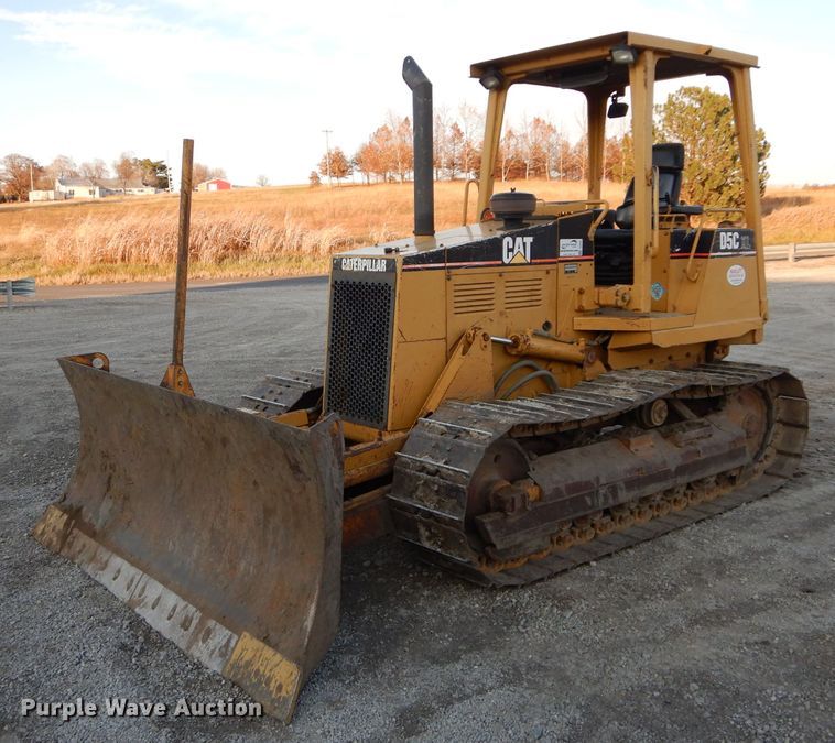 image for item DI8382 1996 Caterpillar D5C XL  Series III dozer