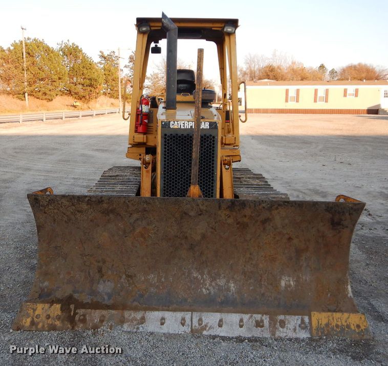 image for item DI8382 1996 Caterpillar D5C XL  Series III dozer