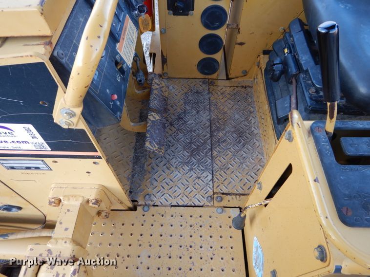 image for item DI8382 1996 Caterpillar D5C XL  Series III dozer