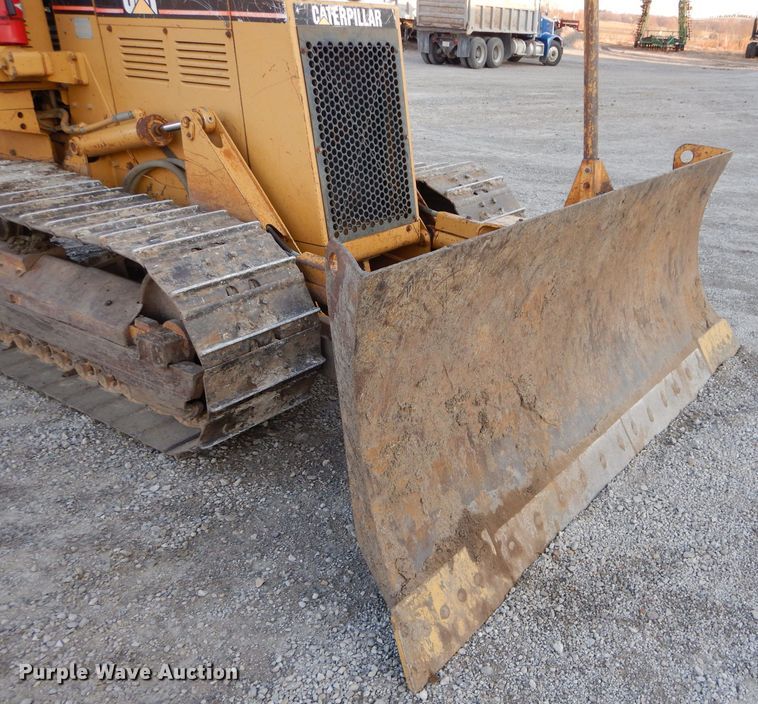 image for item DI8382 1996 Caterpillar D5C XL  Series III dozer