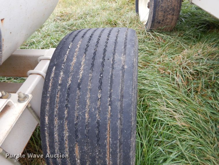 image for item DI8423 Circle K Deuce anhydrous ammonia nurse tank