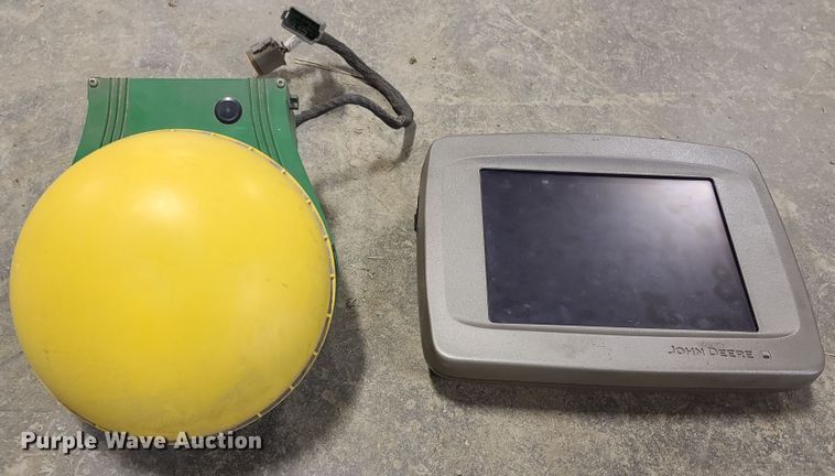 image for item FB9350 John Deere StarFire iTC receiver