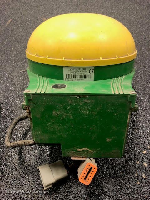 image for item FB9350 John Deere StarFire iTC receiver