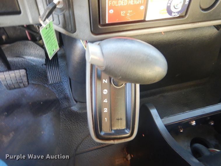 image for item AE9508 2007 International 4300  bucket truck