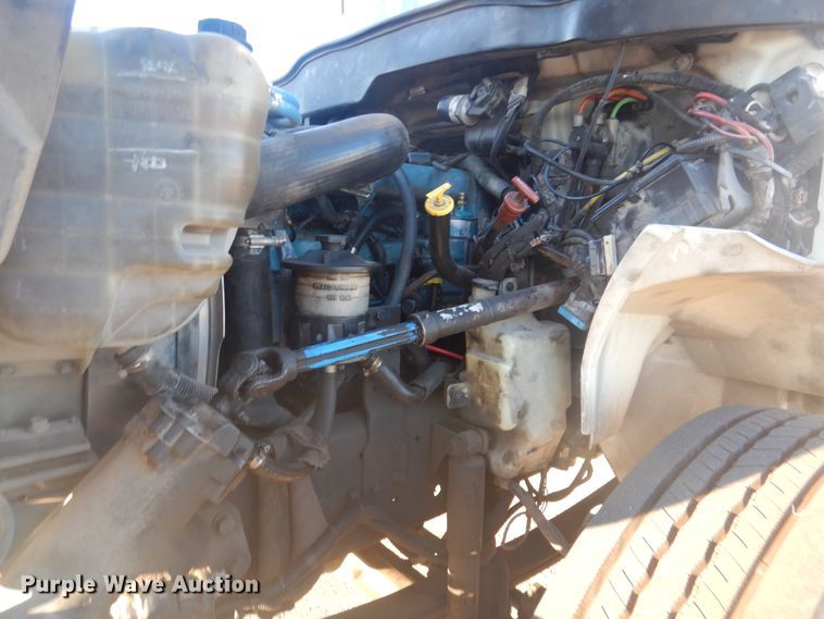 image for item AE9508 2007 International 4300  bucket truck