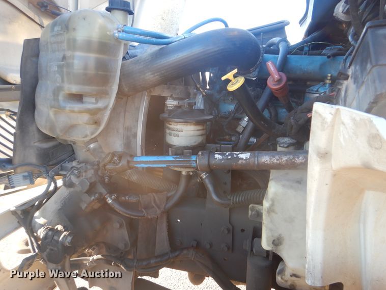 image for item AE9508 2007 International 4300  bucket truck