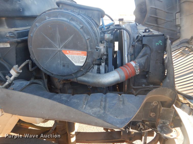 image for item AE9508 2007 International 4300  bucket truck