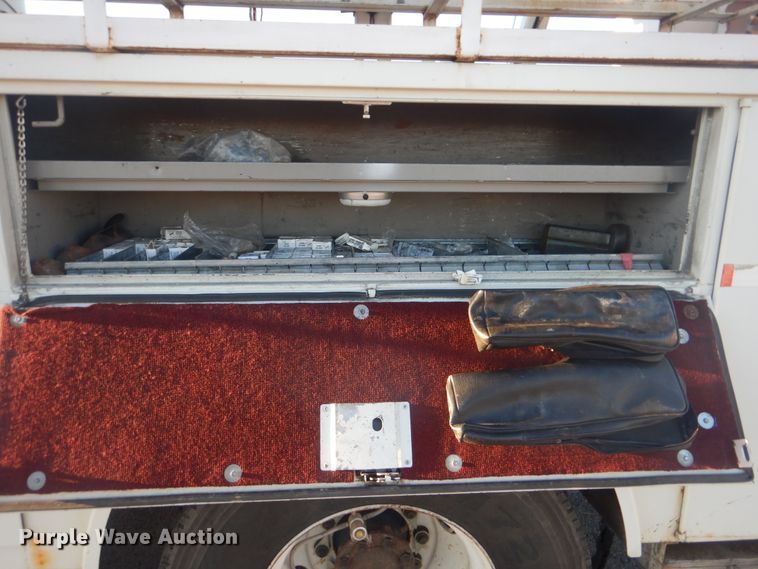 image for item AE9508 2007 International 4300  bucket truck