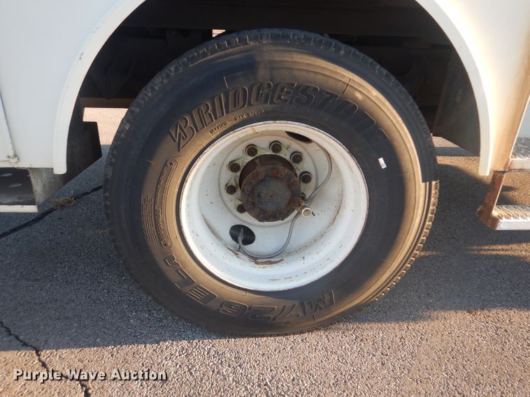 image for item AE9508 2007 International 4300  bucket truck