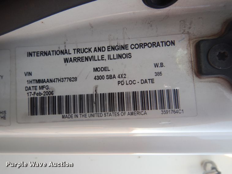 image for item AE9508 2007 International 4300  bucket truck