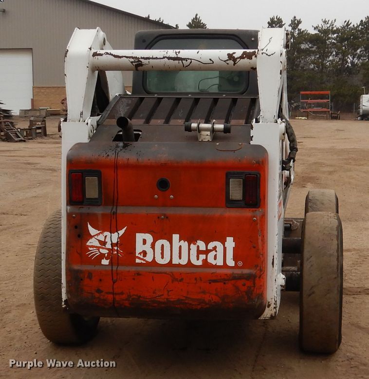 image for item AF9907 2007 Bobcat S300  skid steer loader