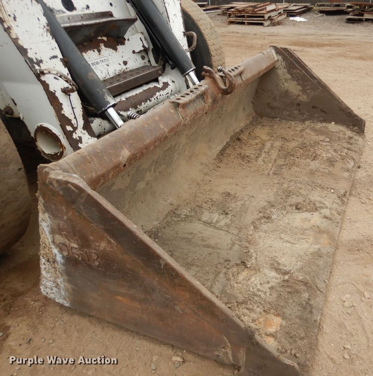 image for item AF9907 2007 Bobcat S300  skid steer loader