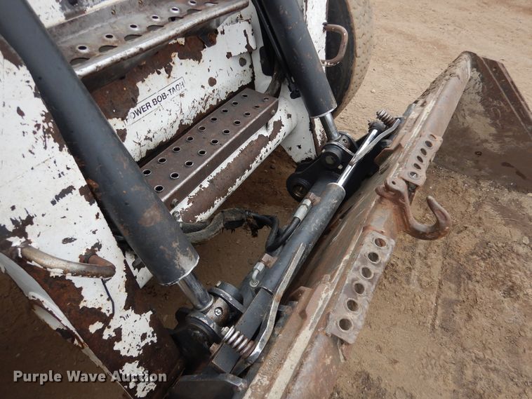 image for item AF9907 2007 Bobcat S300  skid steer loader