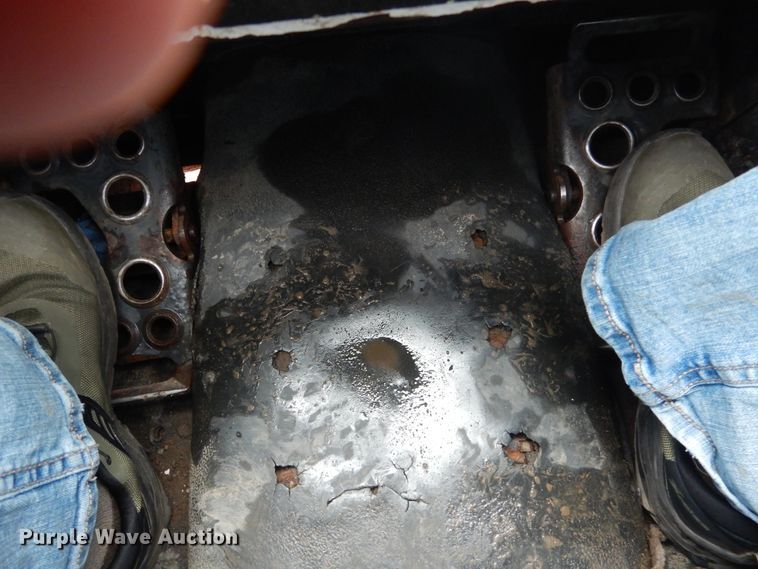 image for item AF9907 2007 Bobcat S300  skid steer loader