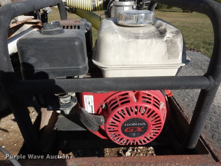 image for item AF9910 1987 Ford 8000  water truck