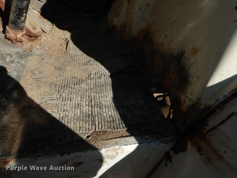 image for item AF9910 1987 Ford 8000  water truck