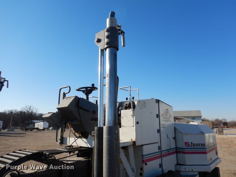 image for item AF9914 Somero S160  screed