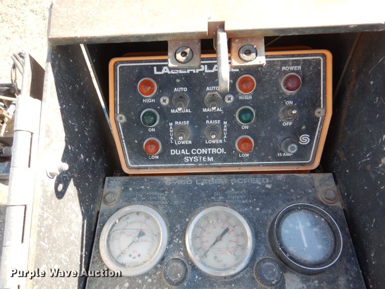 image for item AF9914 Somero S160  screed