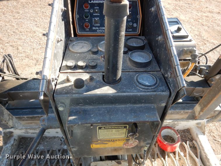 image for item AF9914 Somero S160  screed