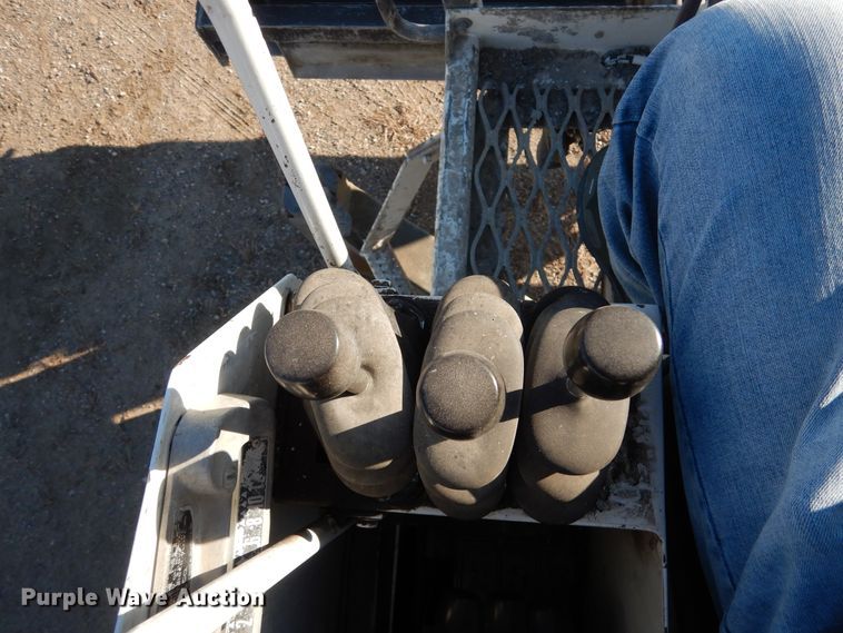 image for item AF9914 Somero S160  screed