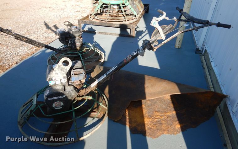 image for item AF9918 Multiquip trowel