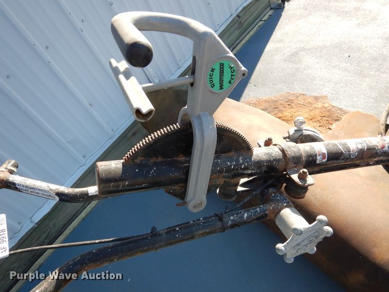 image for item AF9918 Multiquip trowel