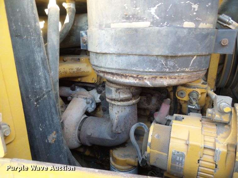 image for item DC2858 1998 Caterpillar 953C  track loader