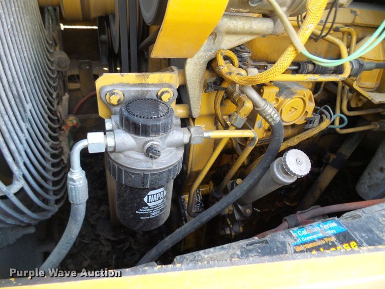 image for item DC2858 1998 Caterpillar 953C  track loader