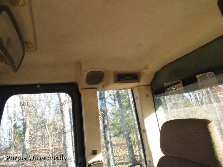 image for item DC2858 1998 Caterpillar 953C  track loader