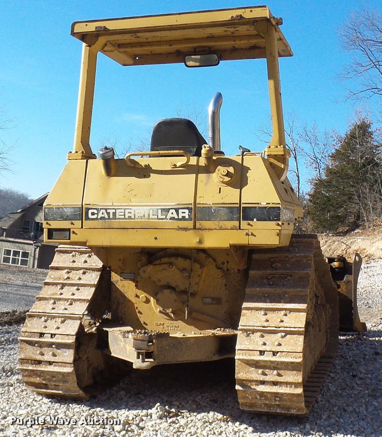image for item DC2859 1986 Caterpillar D4H  dozer