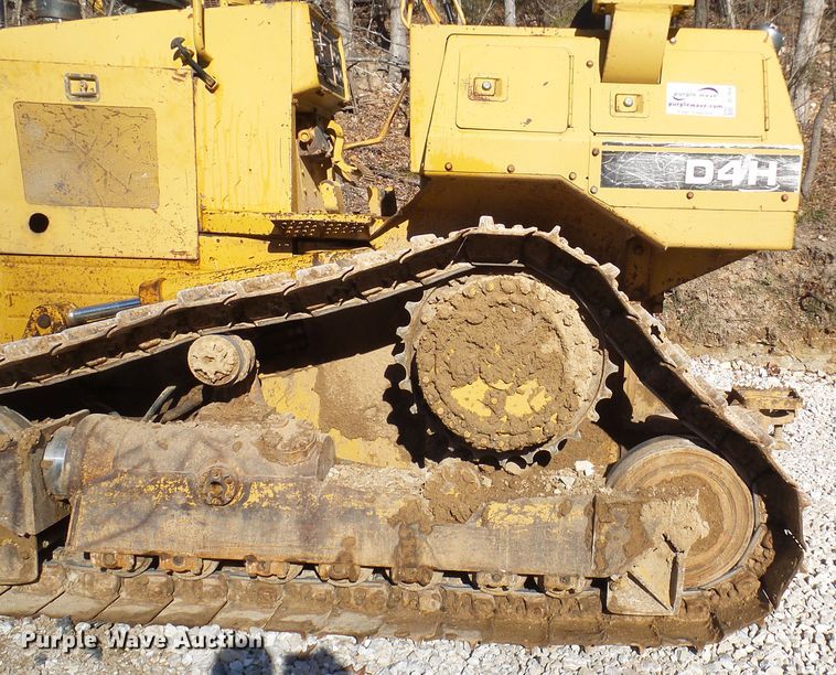 image for item DC2859 1986 Caterpillar D4H  dozer
