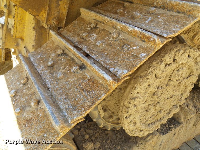 image for item DC2859 1986 Caterpillar D4H  dozer