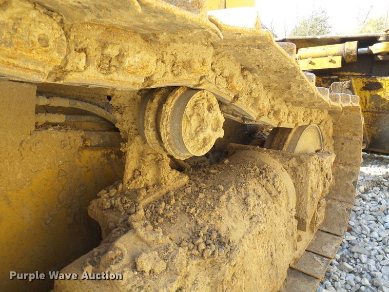 image for item DC2859 1986 Caterpillar D4H  dozer
