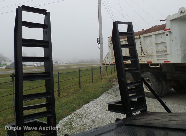 image for item DC2865 2008 Kaufman equipment trailer