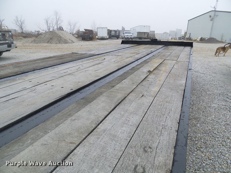 image for item DC2865 2008 Kaufman equipment trailer