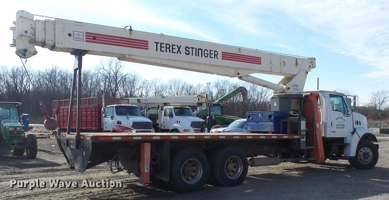 image for item DC2871 2003 Sterling L9500  crane truck
