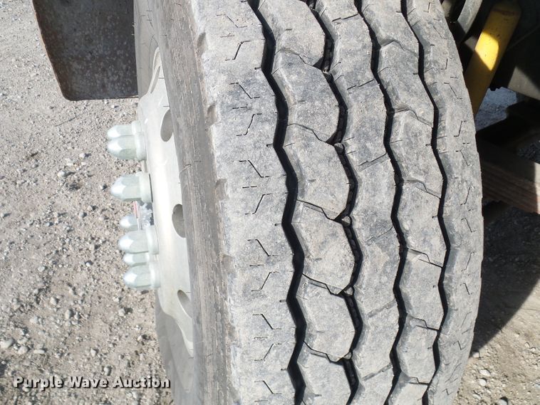 image for item DC2871 2003 Sterling L9500  crane truck